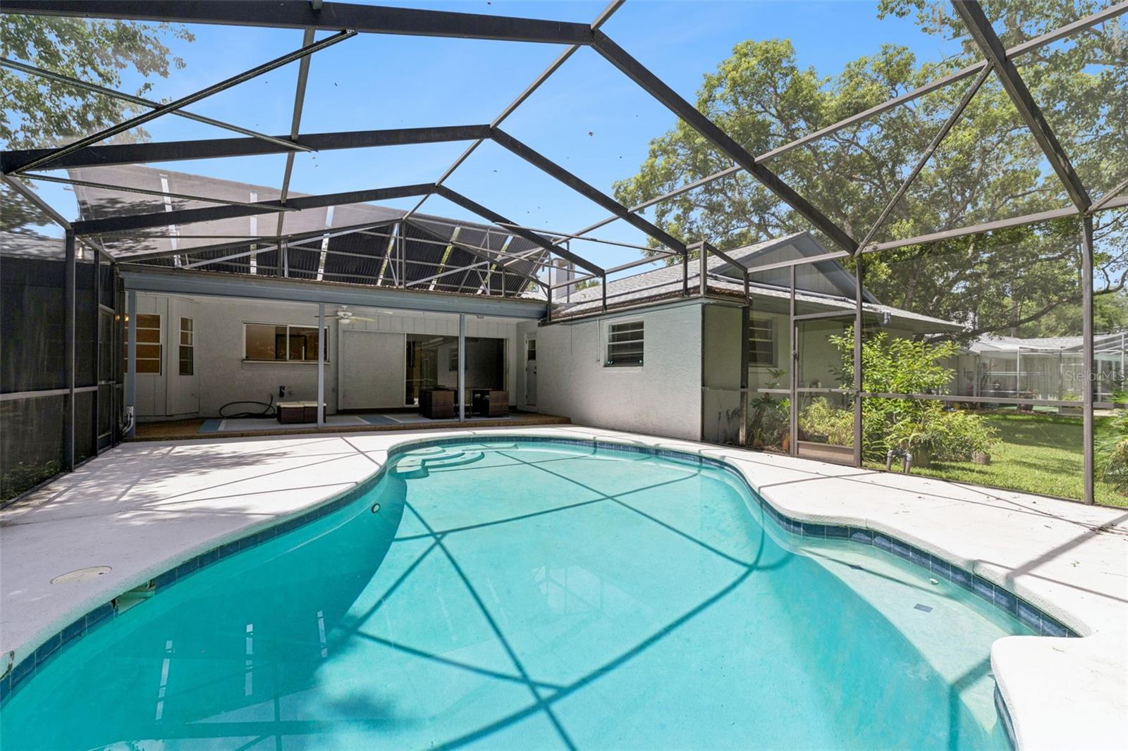 SWEETWATER OAKS SEC 06 - Residential