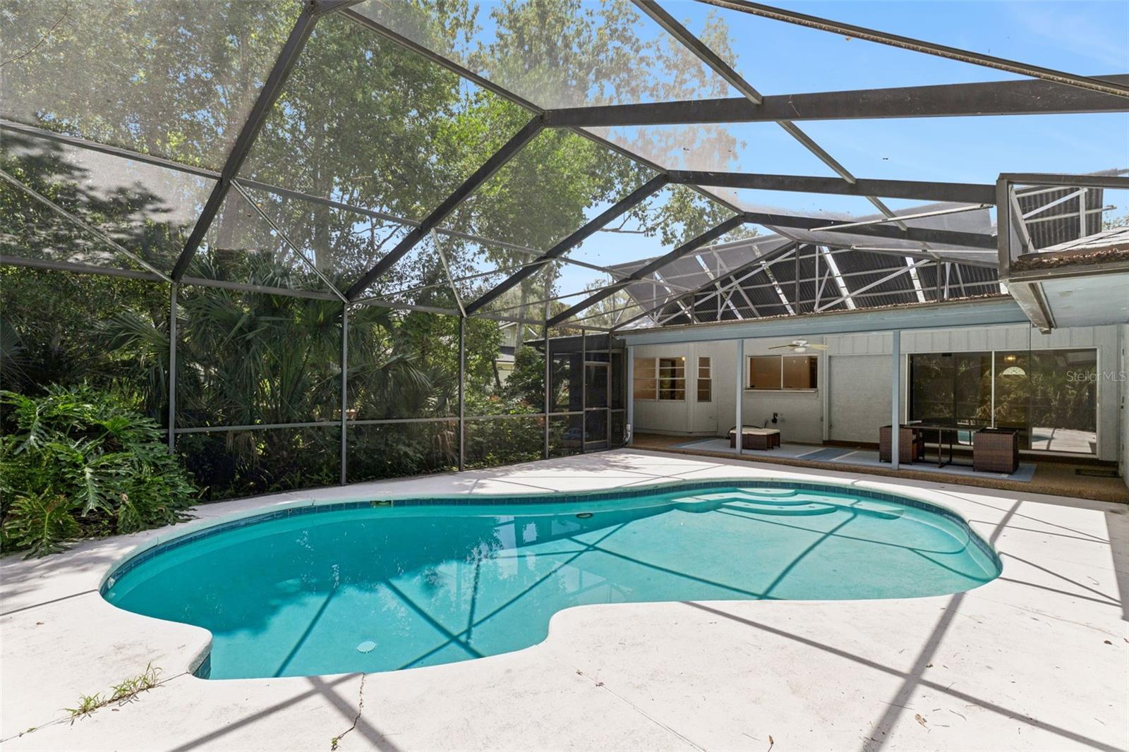 SWEETWATER OAKS SEC 06 - Residential