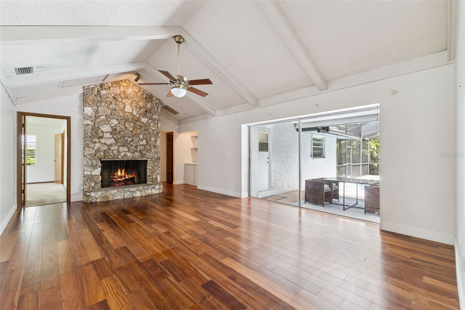 SWEETWATER OAKS SEC 06 - Residential