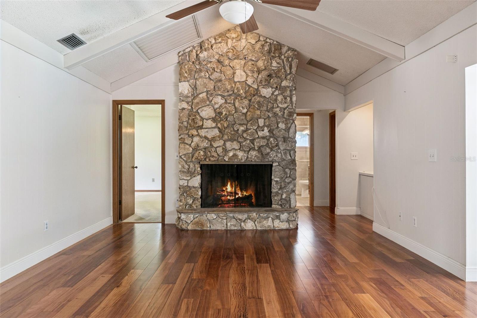 SWEETWATER OAKS SEC 06 - Residential