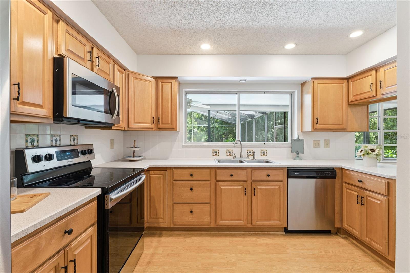SWEETWATER OAKS SEC 06 - Residential