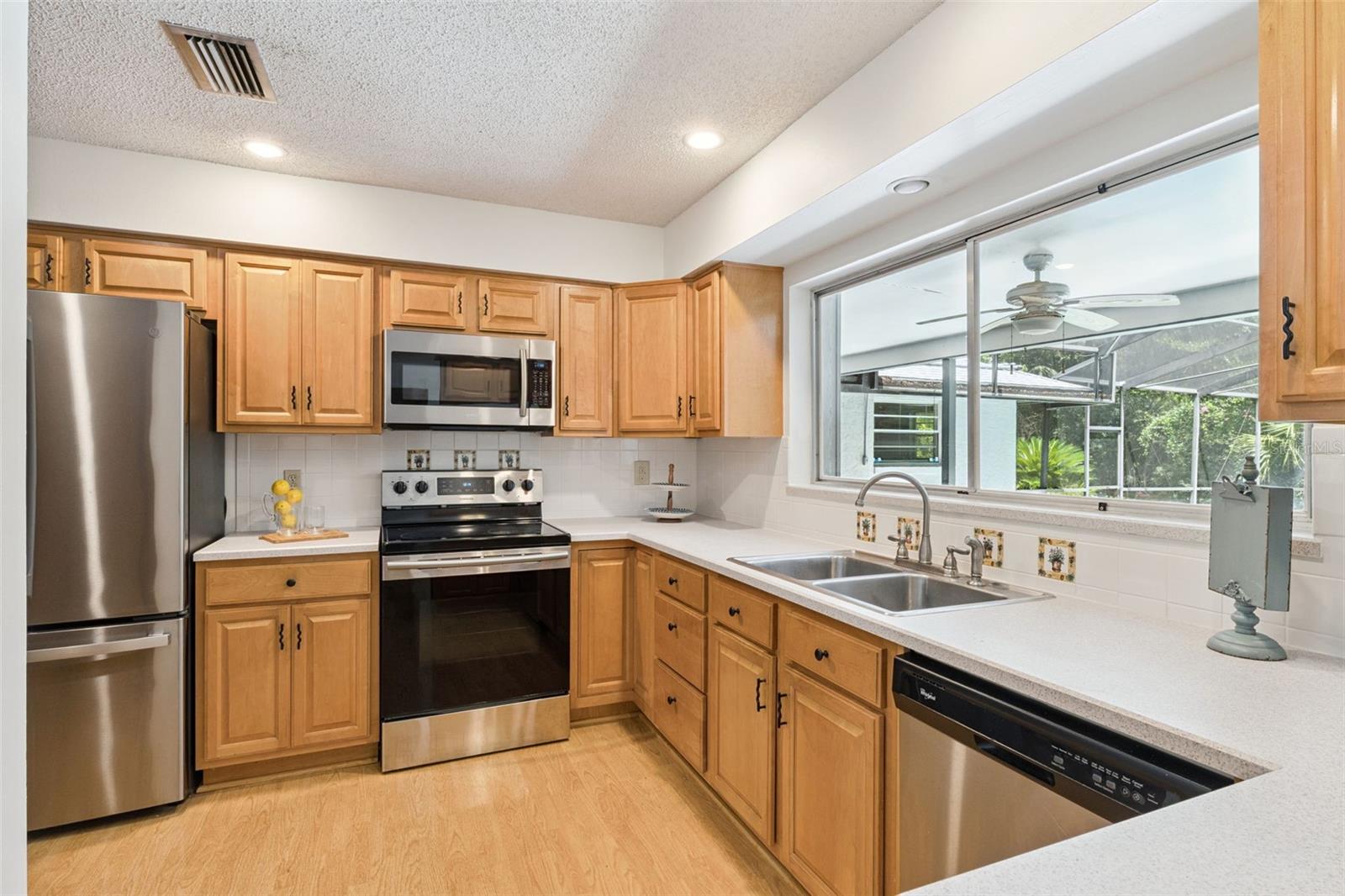 SWEETWATER OAKS SEC 06 - Residential