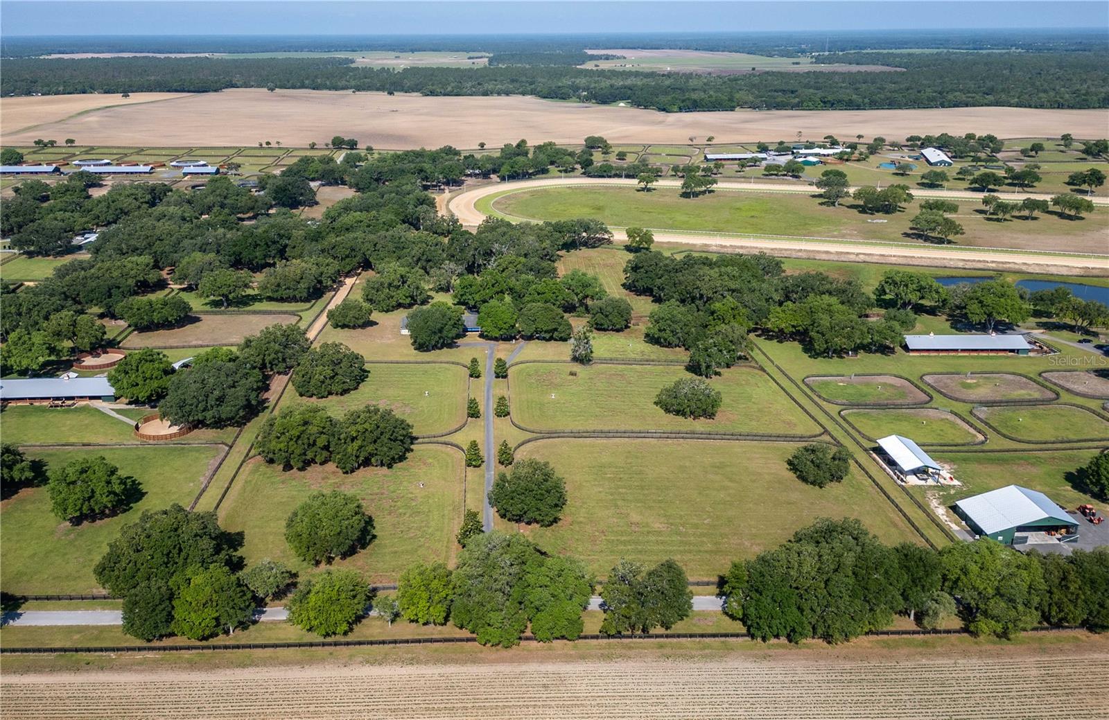 OAKRIDGE EQUINE CENTER 09 - Residential