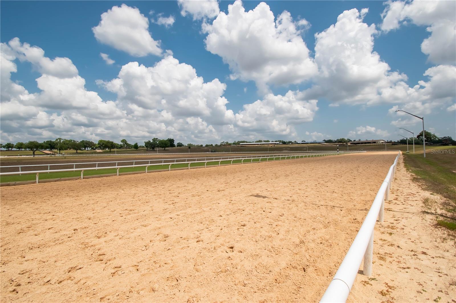OAKRIDGE EQUINE CENTER 09 - Residential
