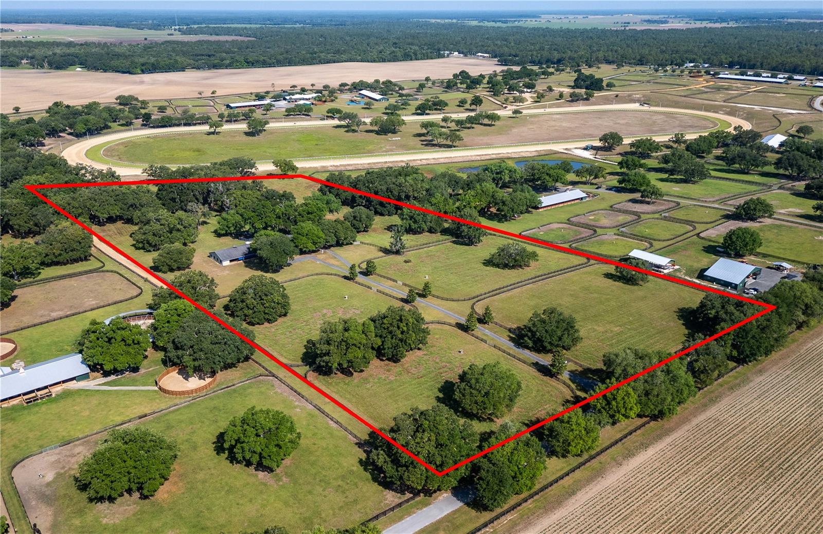 OAKRIDGE EQUINE CENTER 09 - Residential