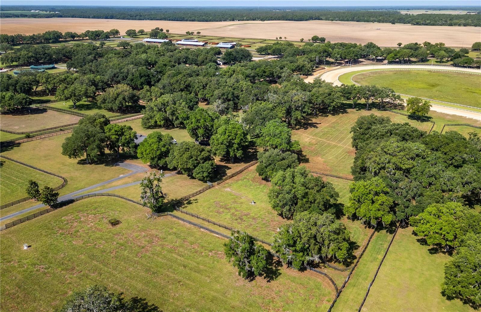 OAKRIDGE EQUINE CENTER 09 - Residential