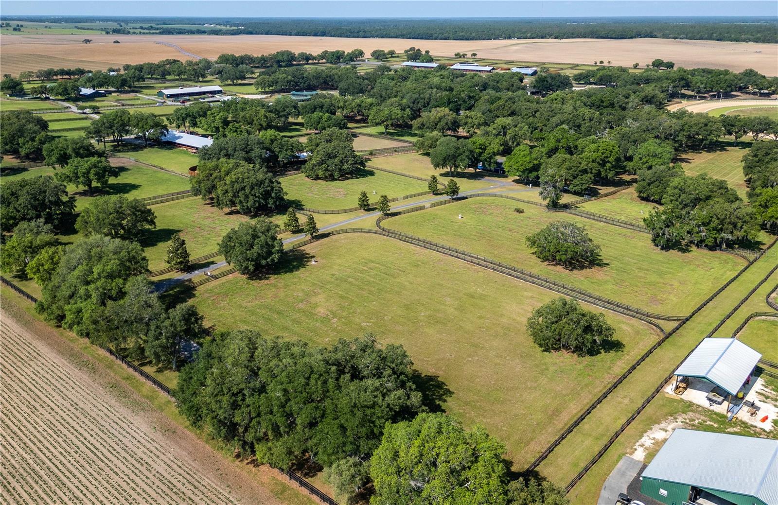 OAKRIDGE EQUINE CENTER 09 - Residential