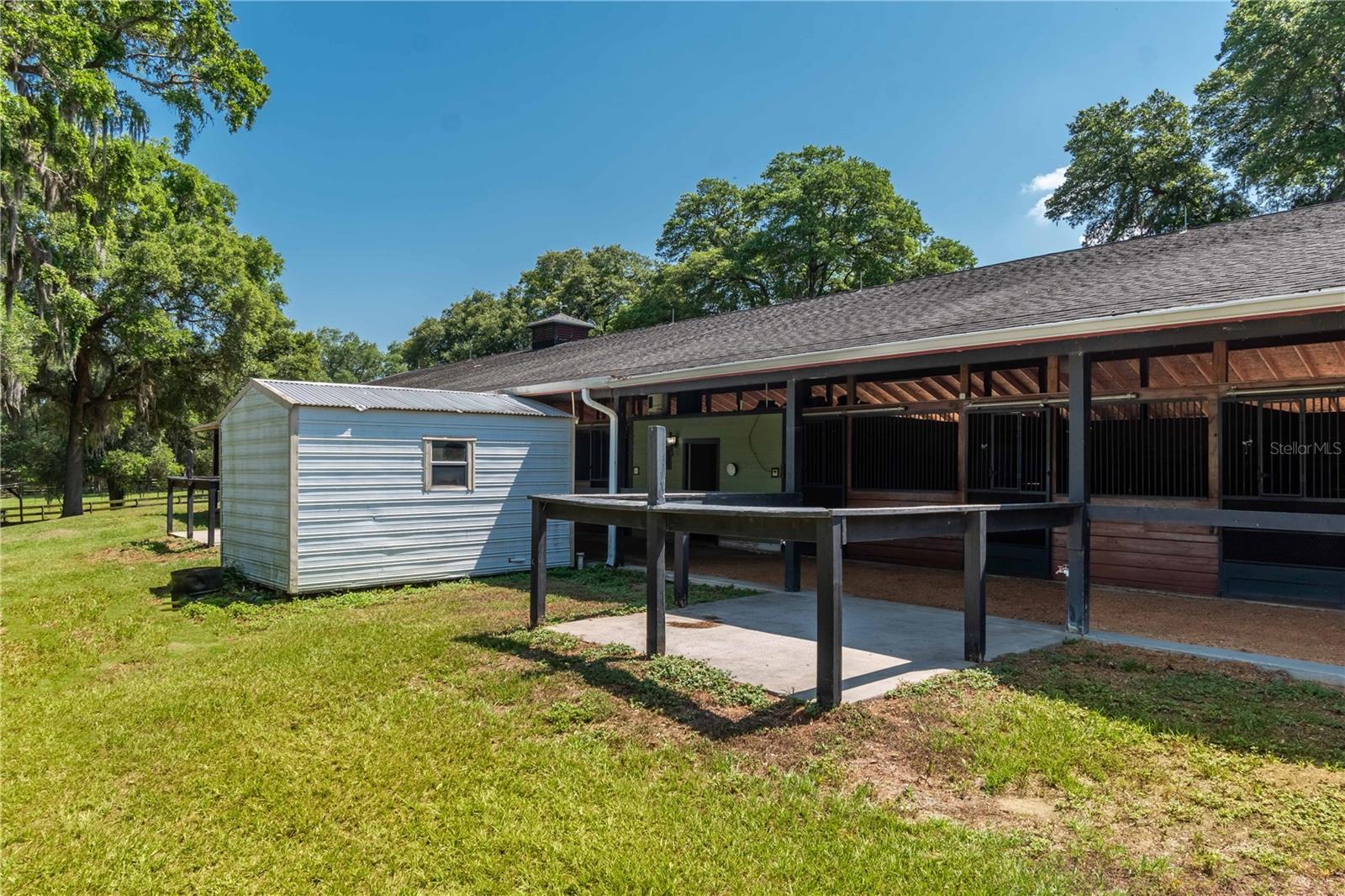 OAKRIDGE EQUINE CENTER 09 - Residential