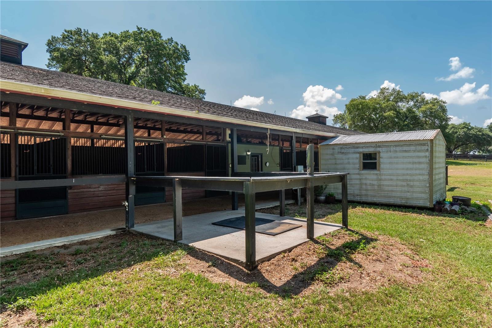 OAKRIDGE EQUINE CENTER 09 - Residential