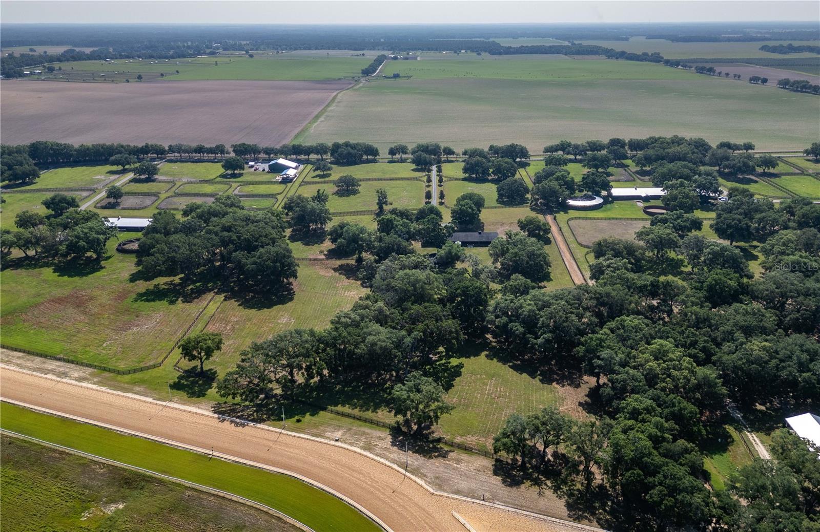 OAKRIDGE EQUINE CENTER 09 - Residential