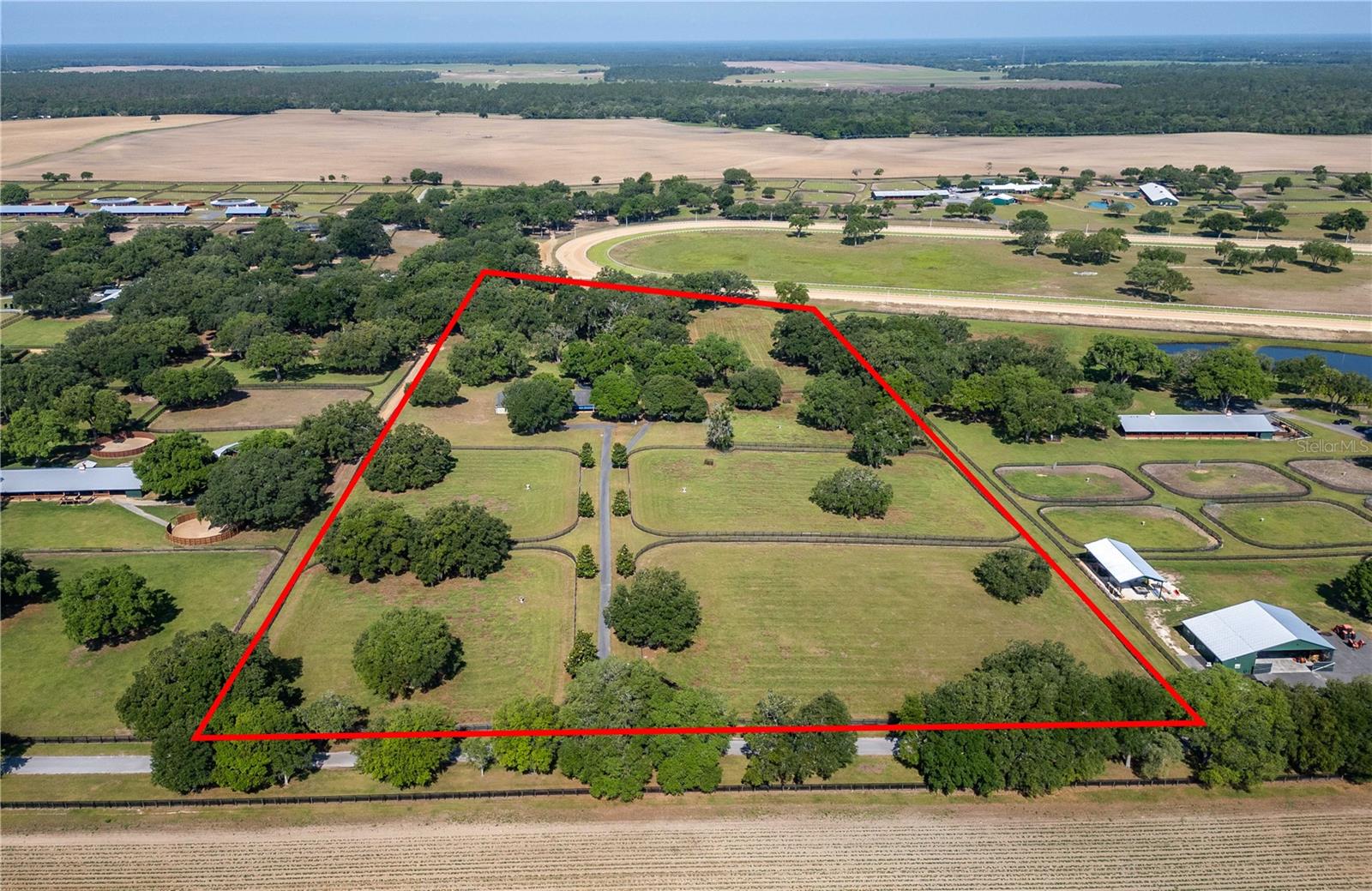 OAKRIDGE EQUINE CENTER 09 - Residential