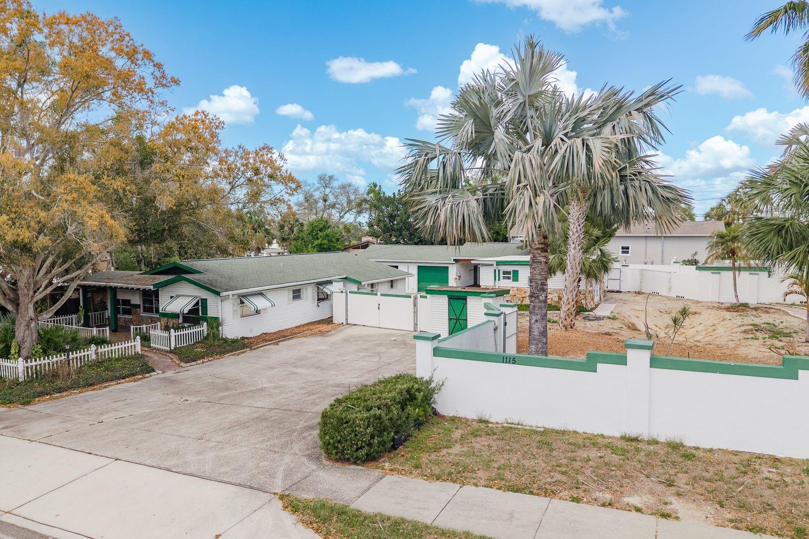 PALM HARBOR ESTATES - Land