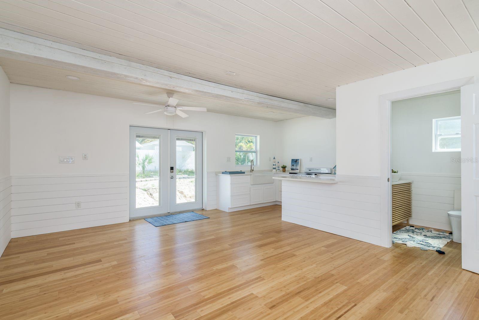 PALM HARBOR ESTATES - Land