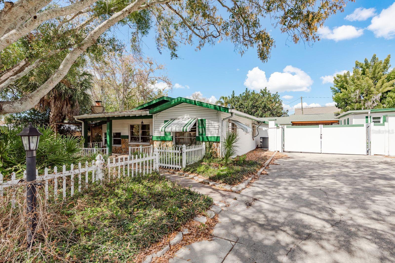 PALM HARBOR ESTATES - Land