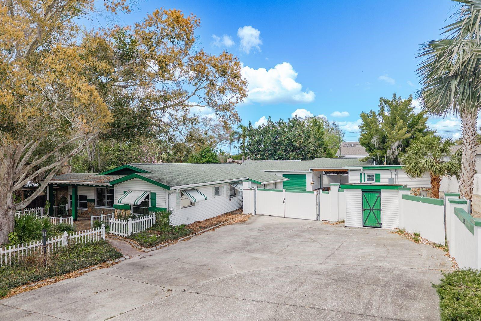 PALM HARBOR ESTATES - Land