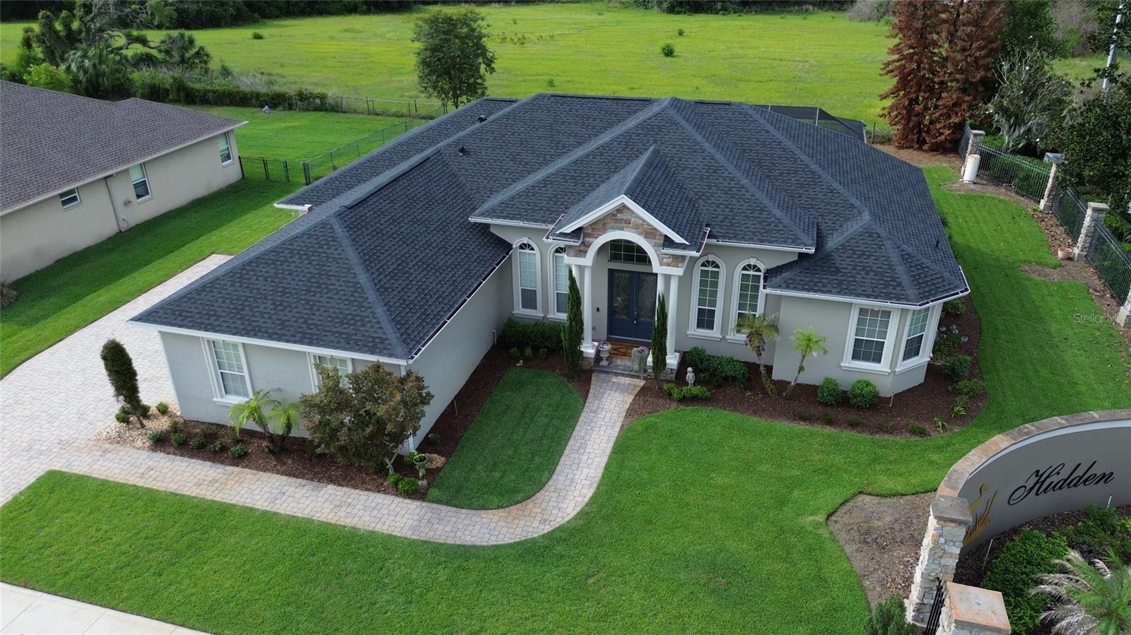 HIDDEN CREEK - Residential