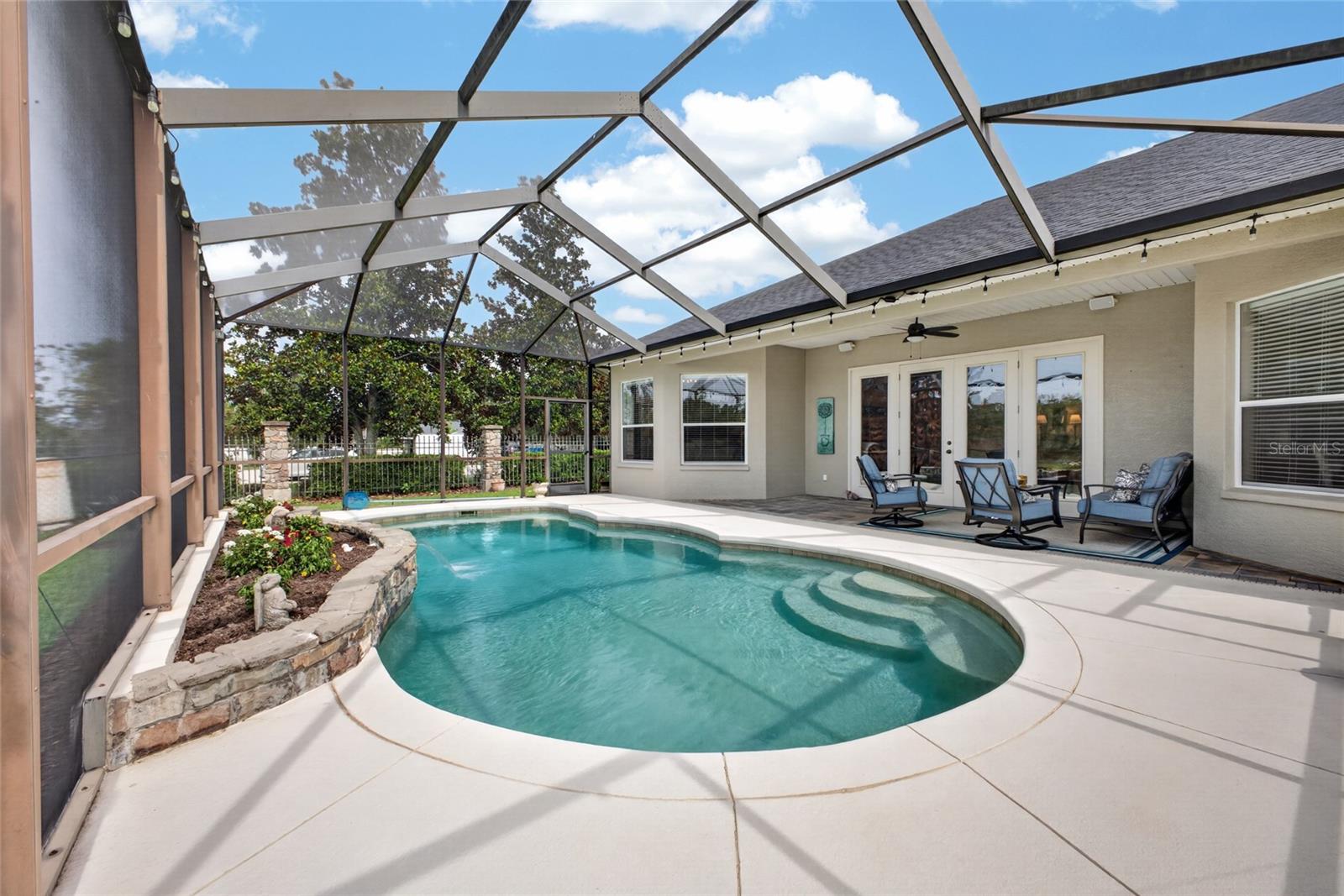 HIDDEN CREEK - Residential
