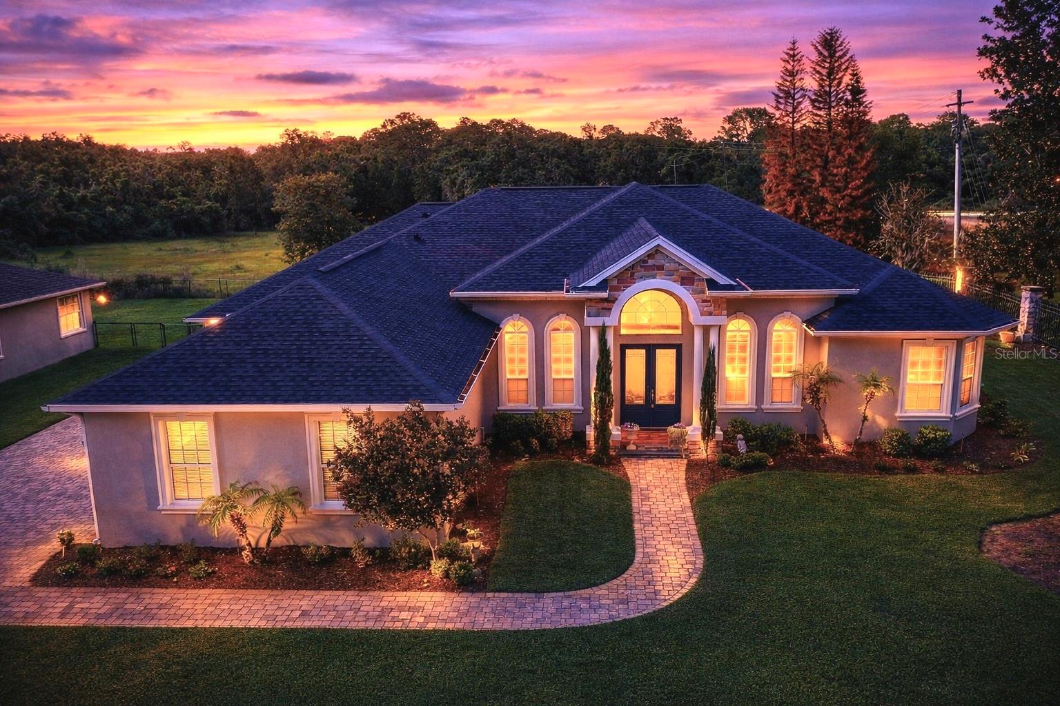 HIDDEN CREEK - Residential