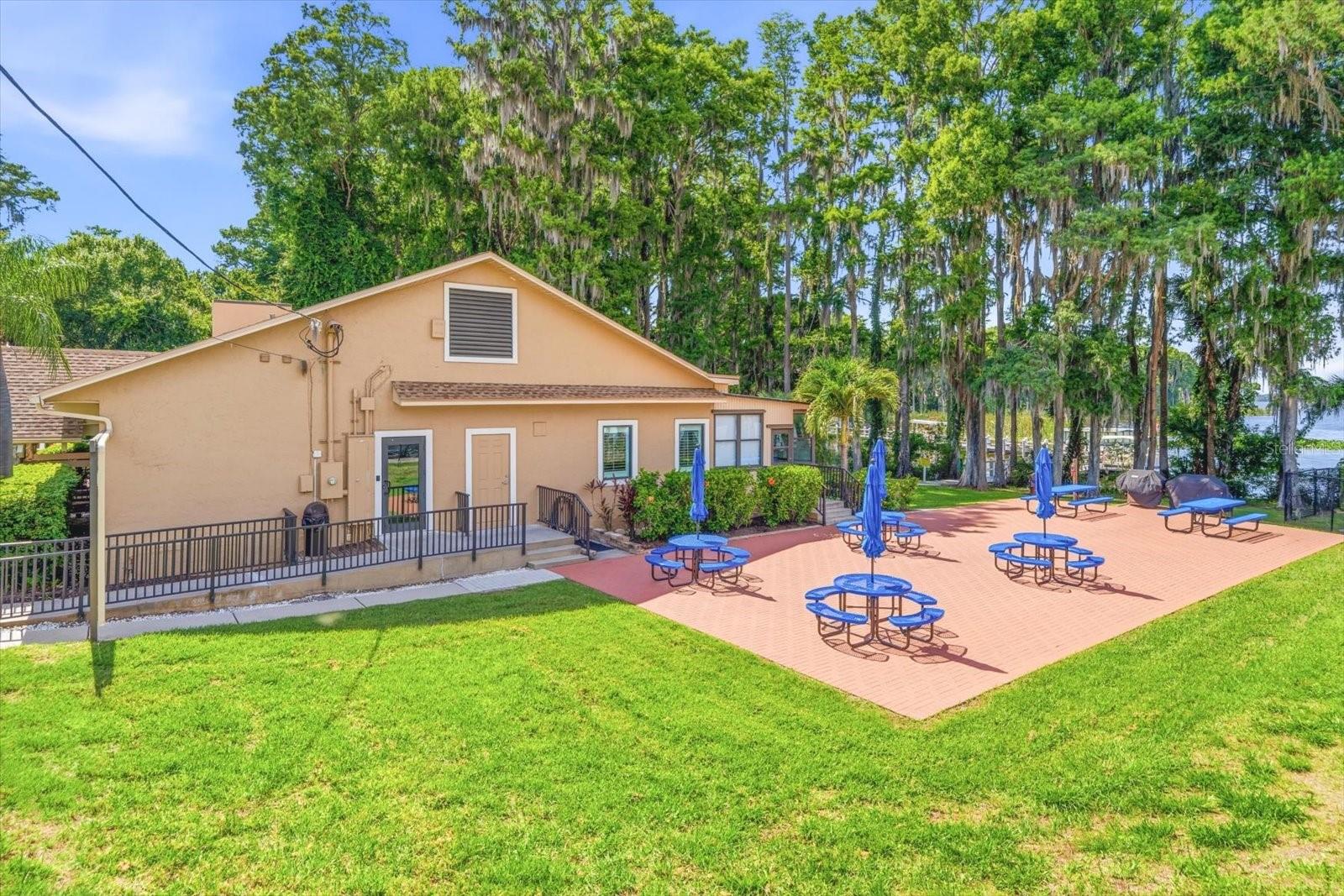 HIGHLAND LAKES - Residential