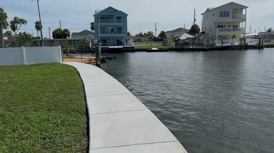HUDSON BEACH ESTATES - Land