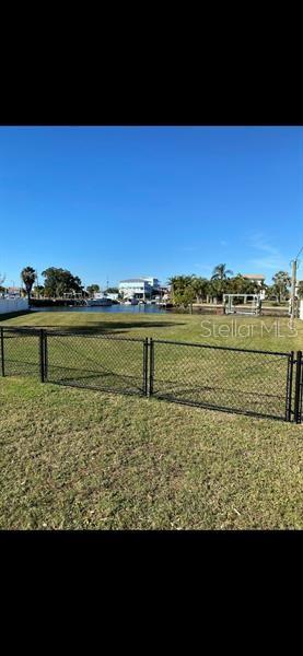 HUDSON BEACH ESTATES - Land