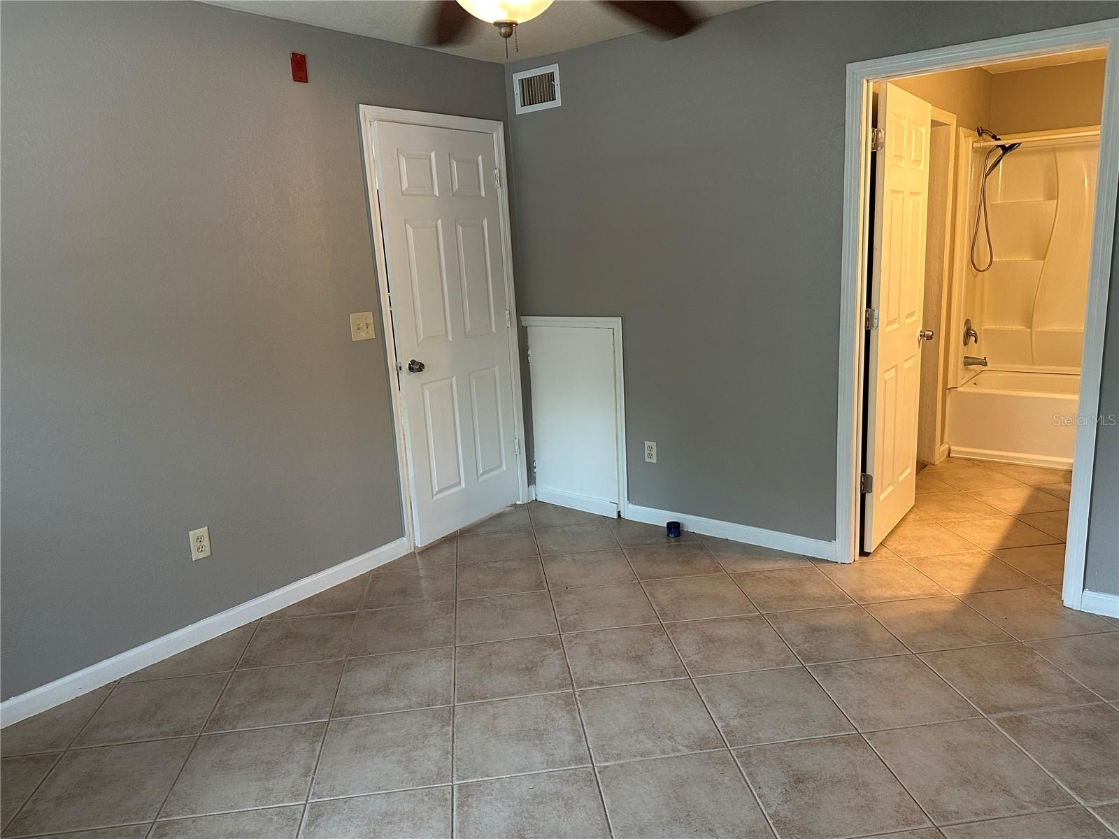 REGENCY PARK AT LAKE MARY A CONDO - Residential