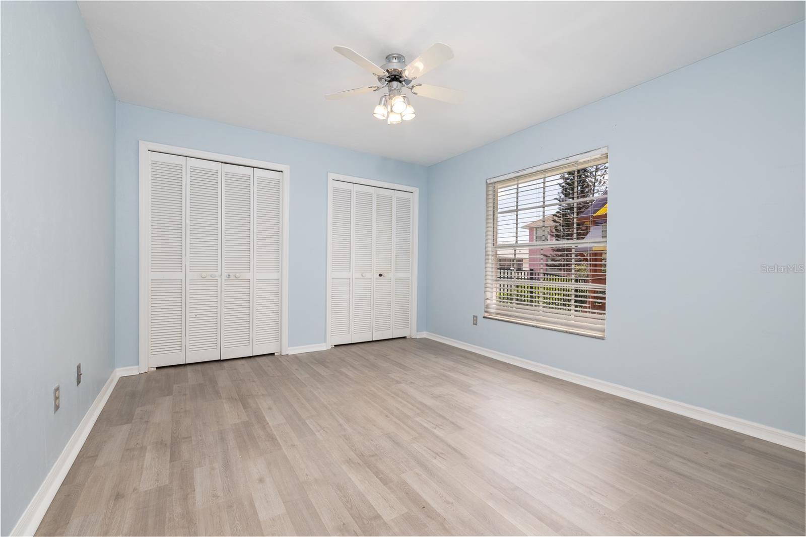 WOODLAKE - Residential