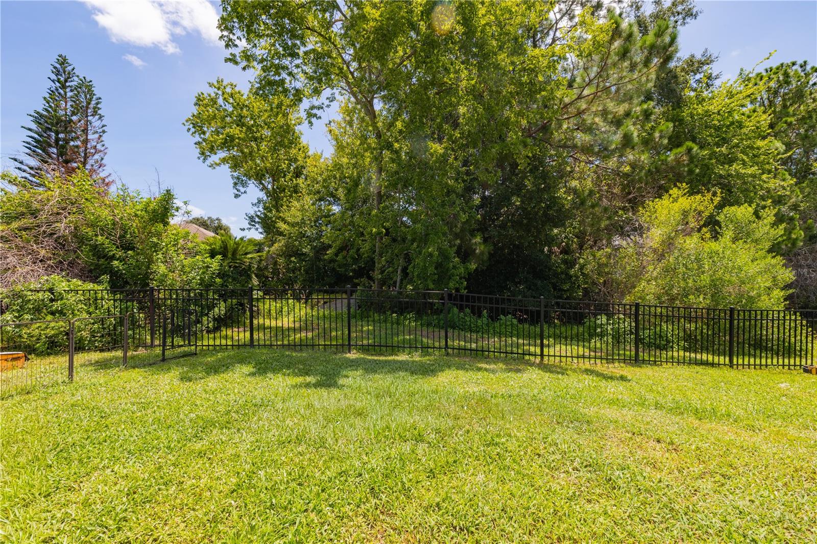 WOODLAKE - Residential