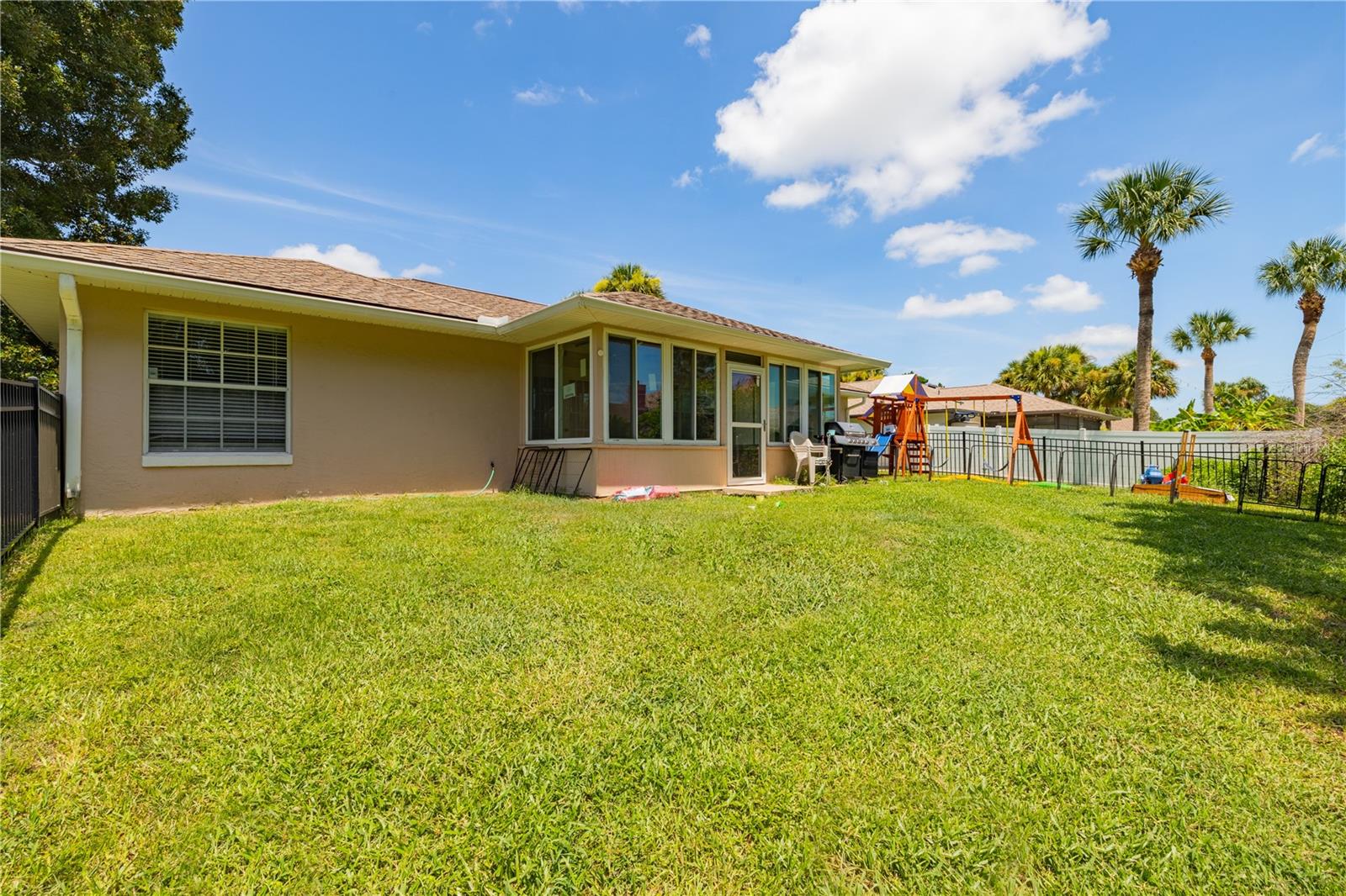 WOODLAKE - Residential