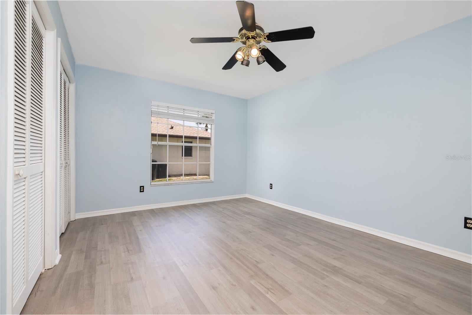 WOODLAKE - Residential