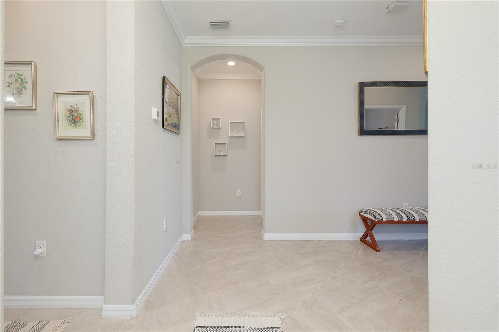 SARASOTA NATIONAL PH 13-B - Residential