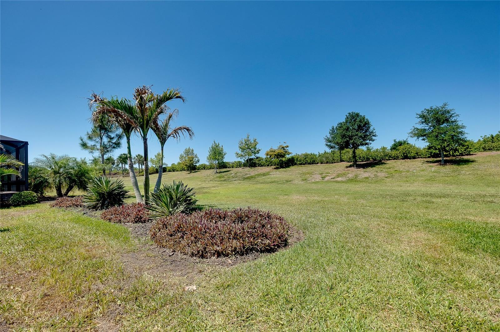 SARASOTA NATIONAL PH 13-B - Residential