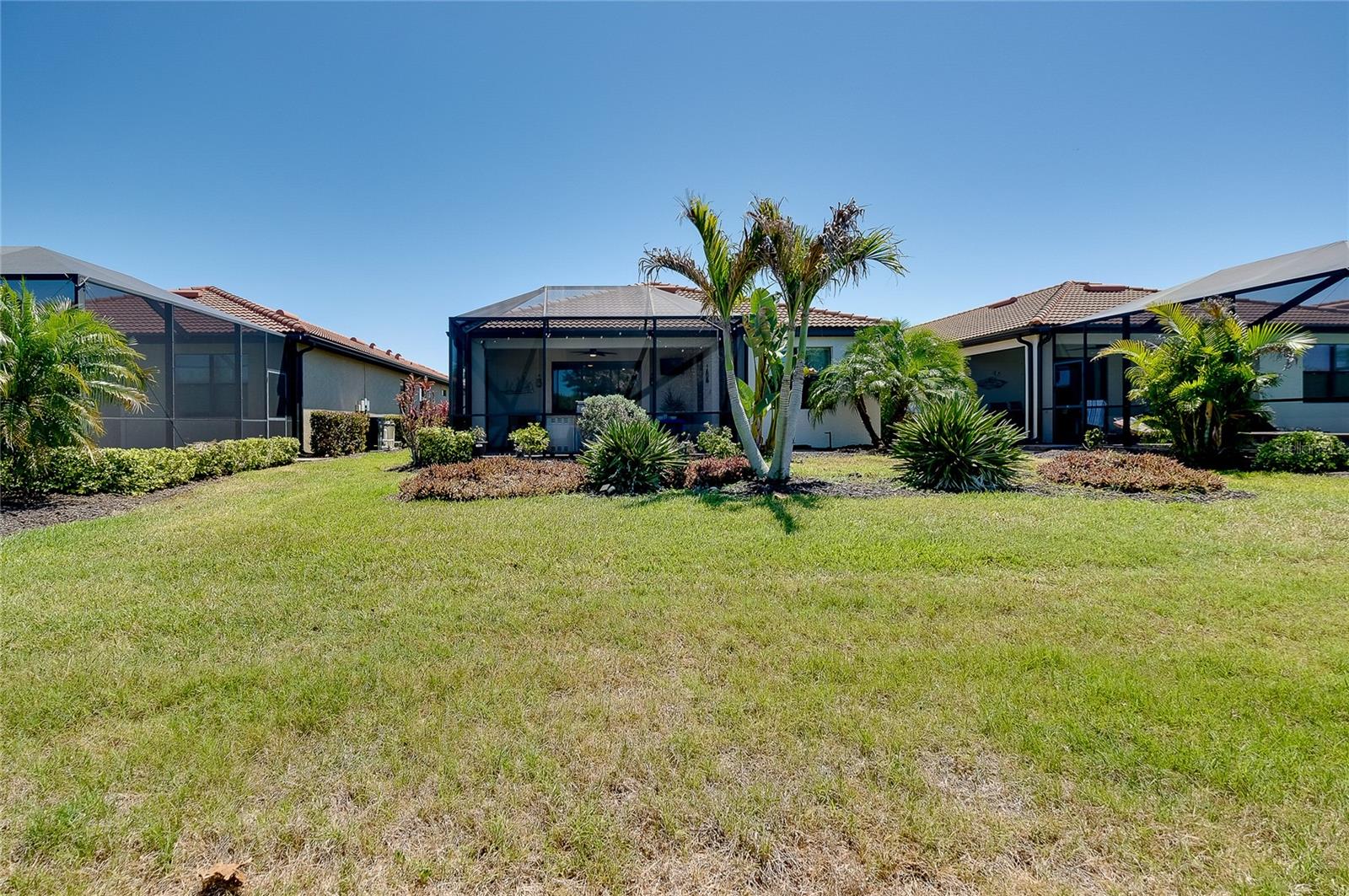 SARASOTA NATIONAL PH 13-B - Residential