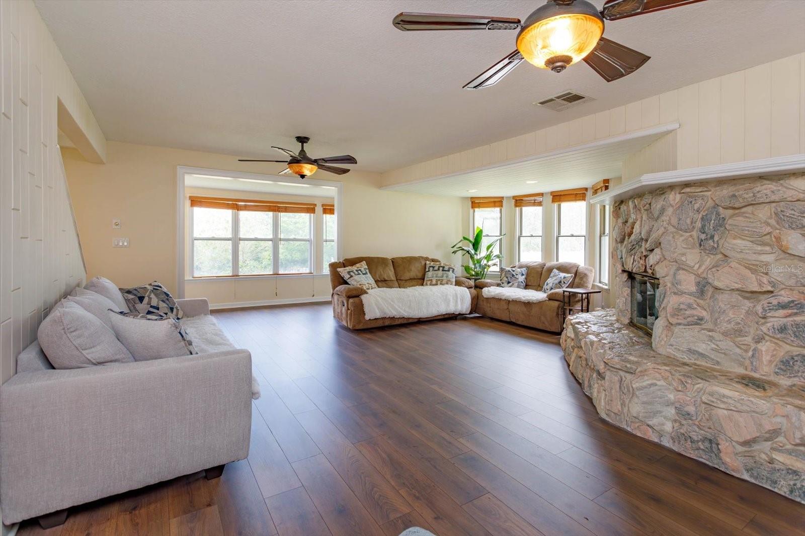 ELDORADO HEIGHTS EATON SUB - Residential