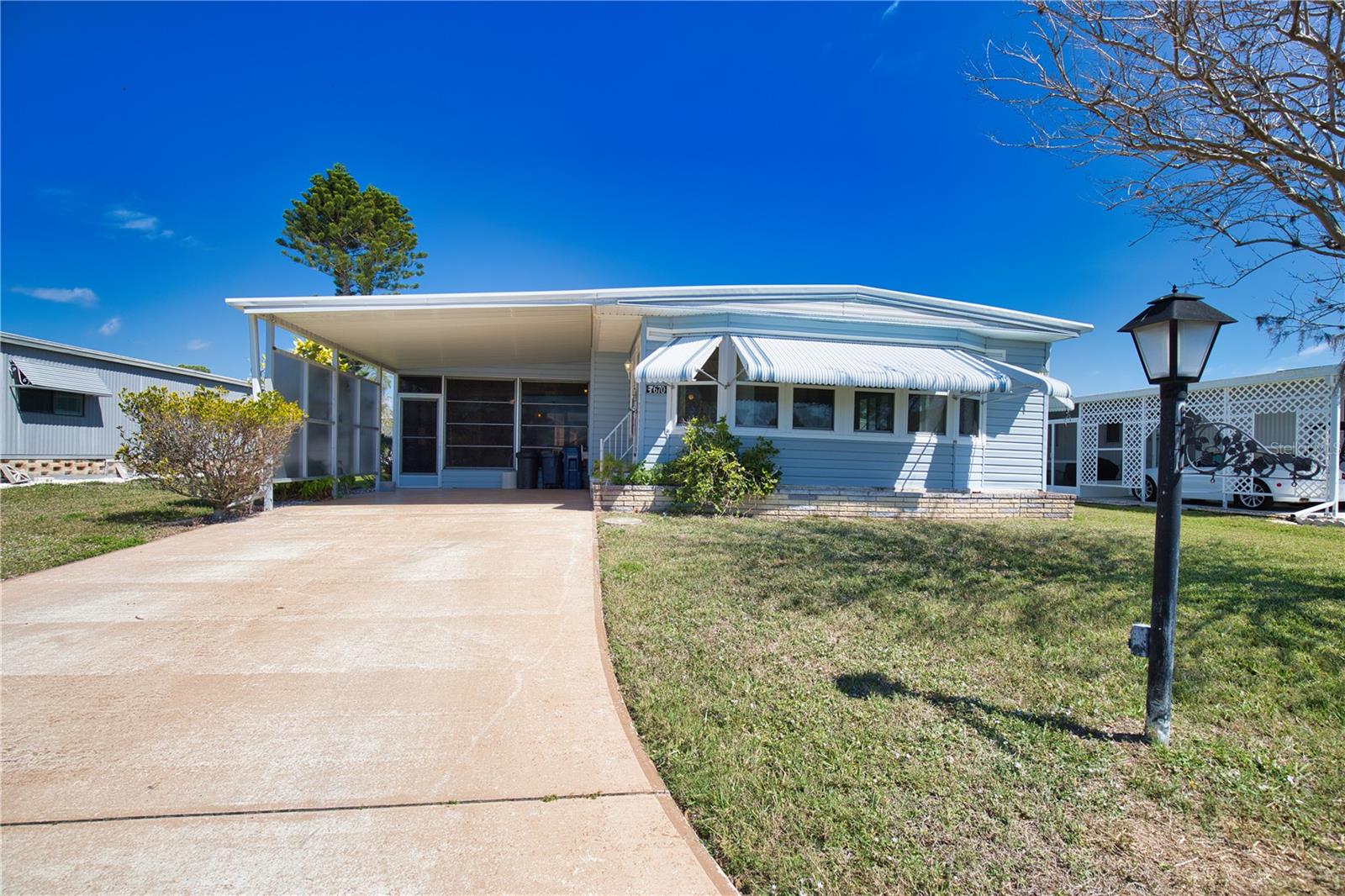 LA CASA MHP CO-OP - Residential
