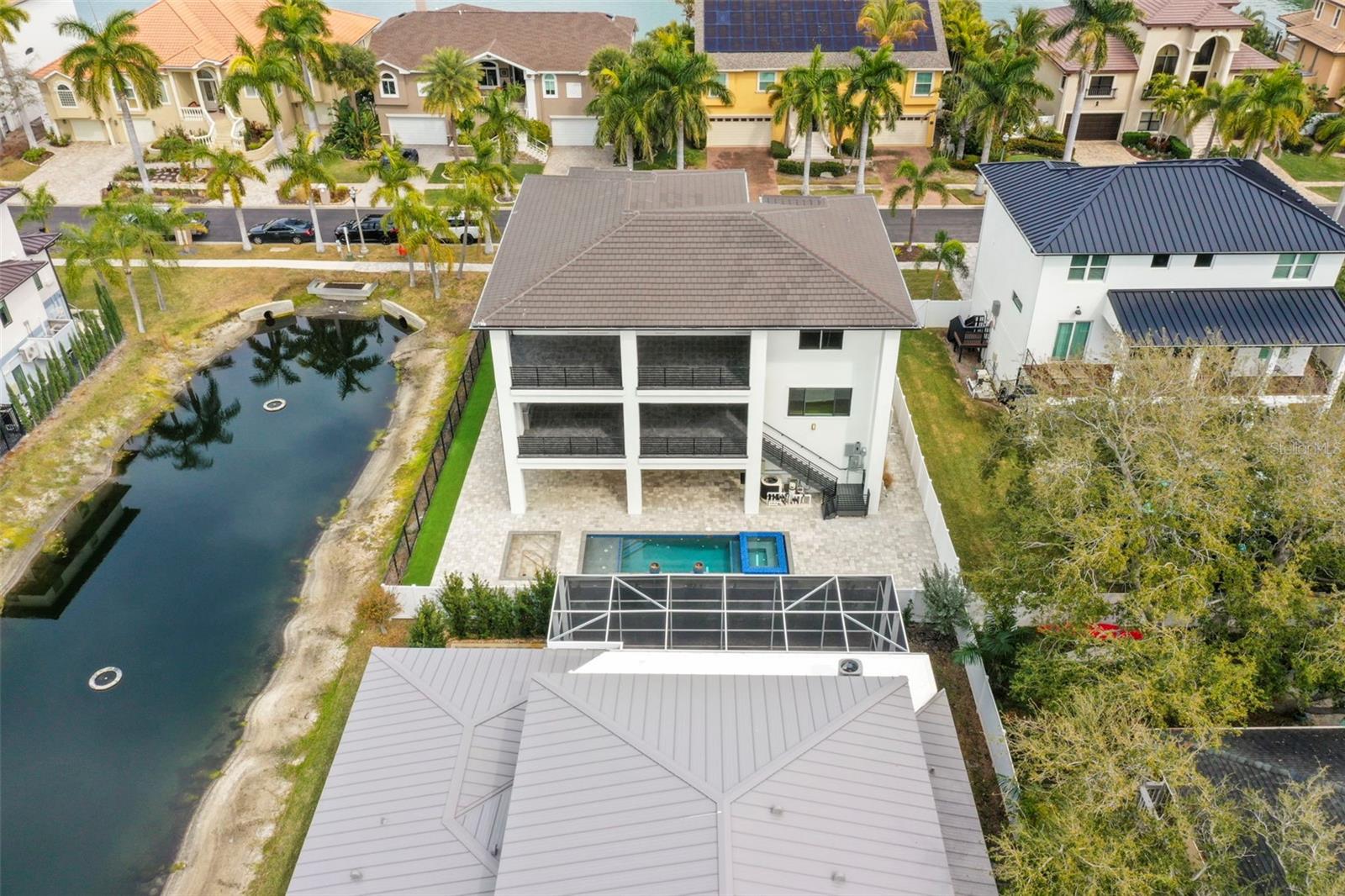 KIPP'S COLONY ESTATES AT PASADENA YACHT/COUNTRY CL - Residential