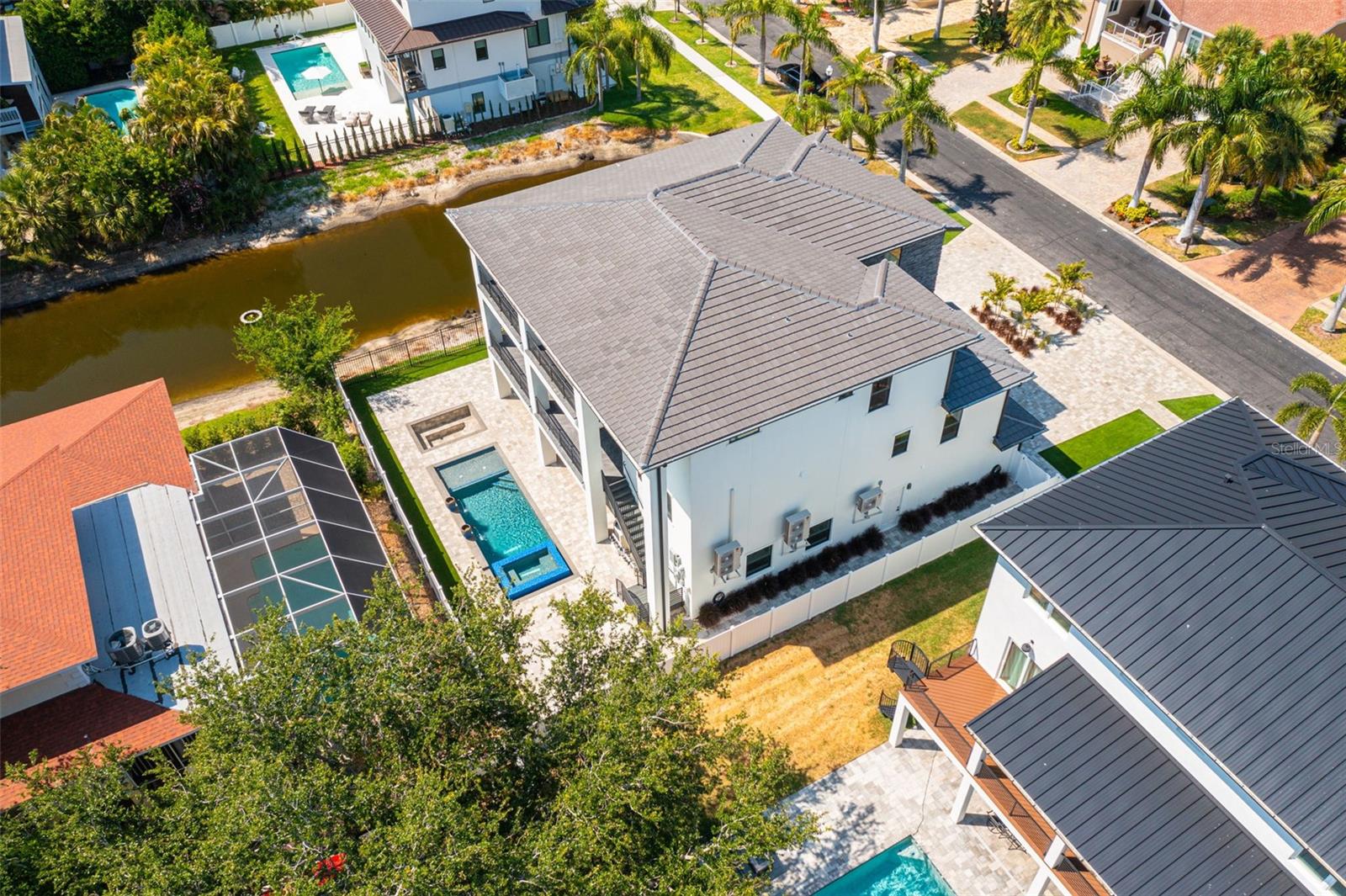 KIPP'S COLONY ESTATES AT PASADENA YACHT/COUNTRY CL - Residential