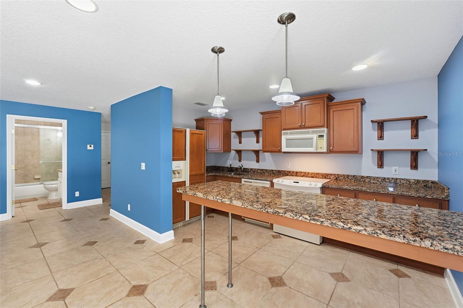 SUNSET SETTLE - Residential