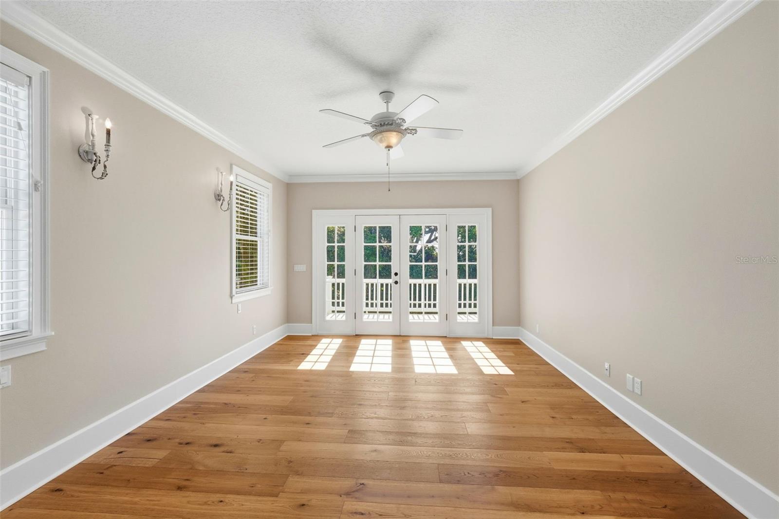 SUNSET SETTLE - Residential