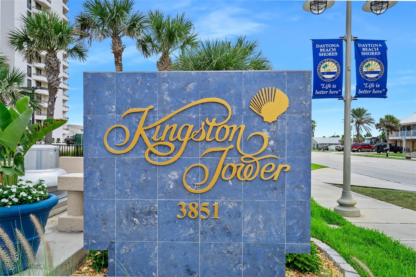 KINGSTON TOWER CONDO - Residential