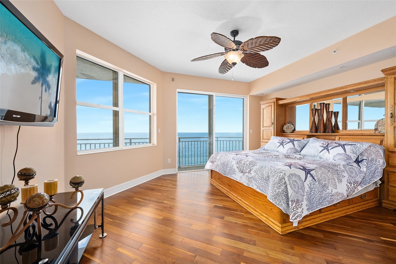KINGSTON TOWER CONDO - Residential
