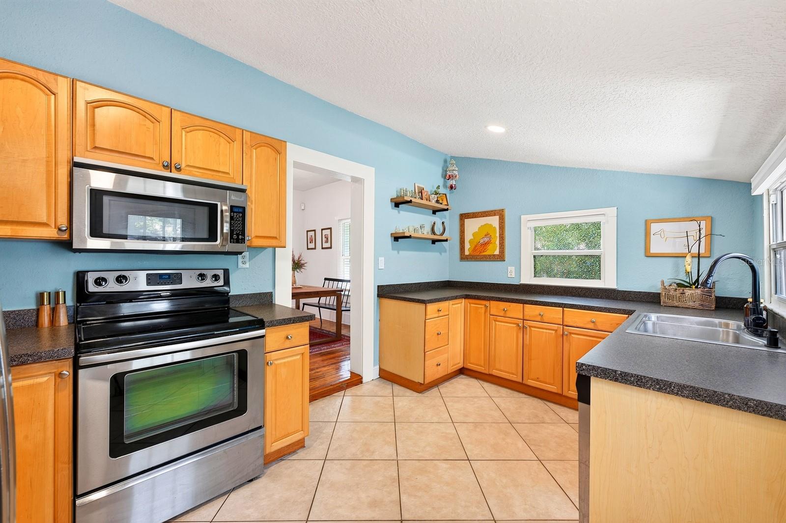 LAKE DAVIS HEIGHTS - Residential