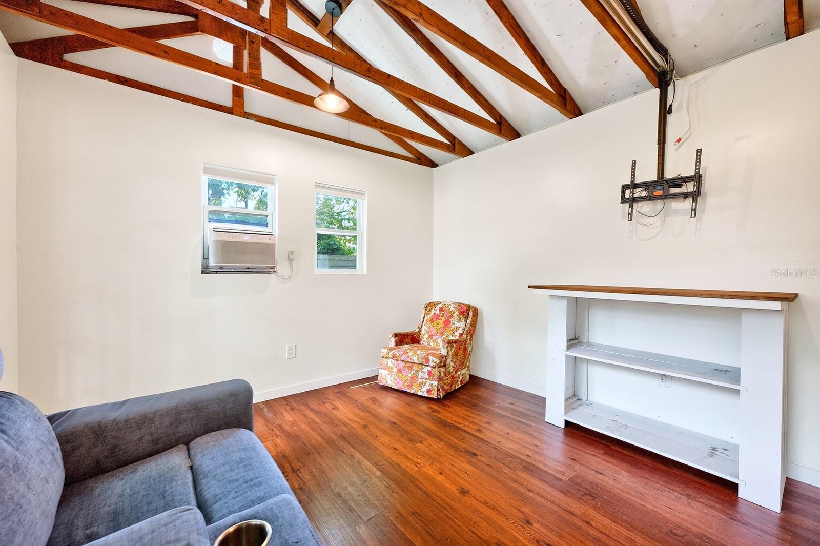 LAKE DAVIS HEIGHTS - Residential
