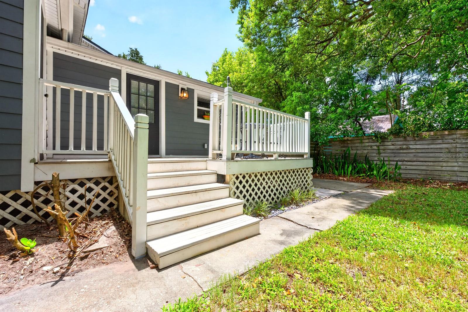 LAKE DAVIS HEIGHTS - Residential