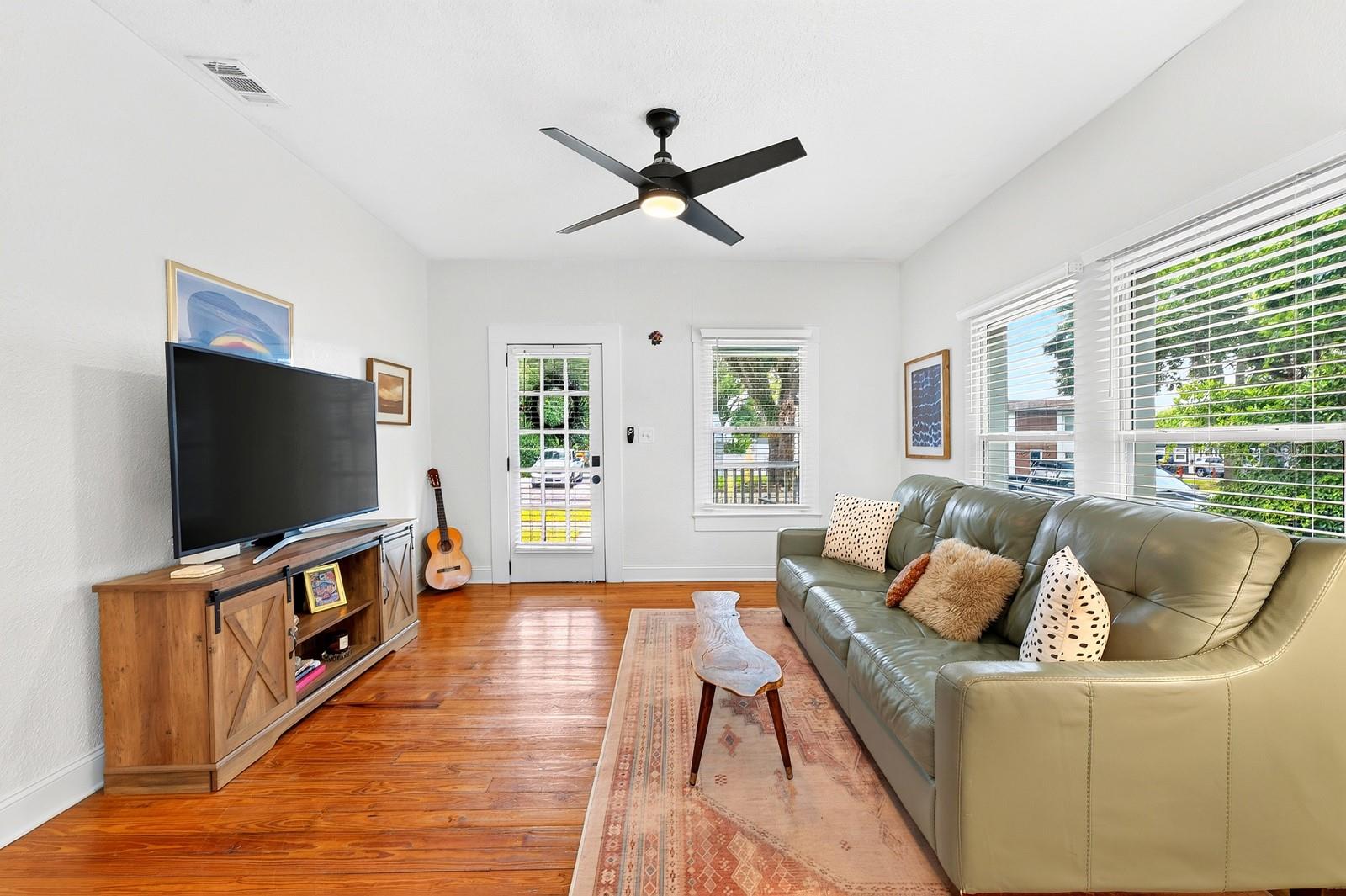 LAKE DAVIS HEIGHTS - Residential