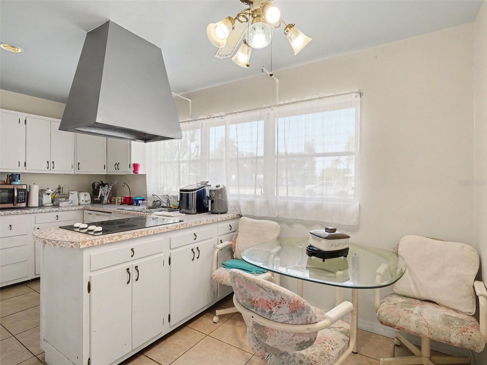 BAYSHORE GARDENS SEC 32 - Residential