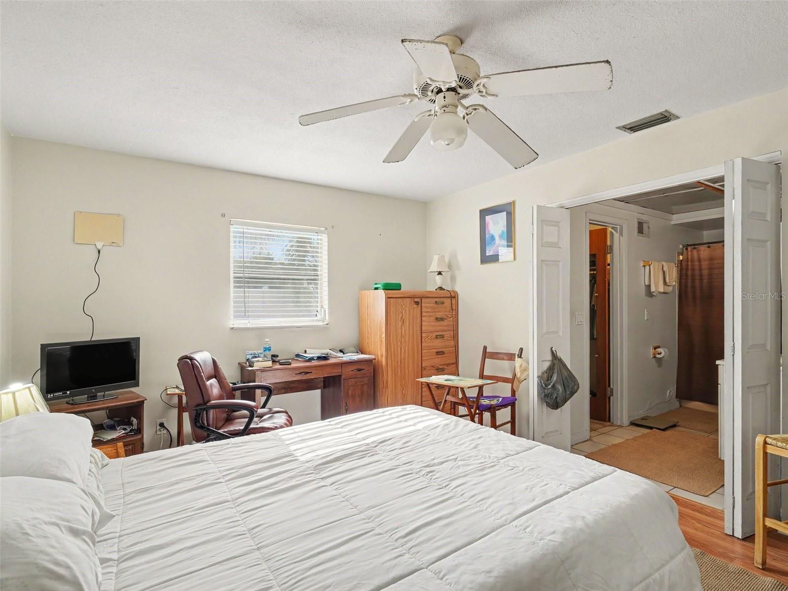 BAYSHORE GARDENS SEC 32 - Residential