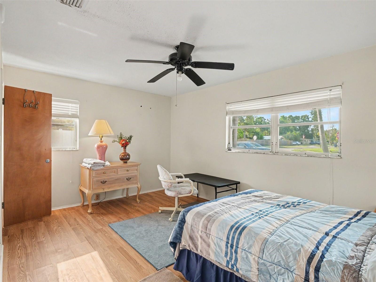 BAYSHORE GARDENS SEC 32 - Residential