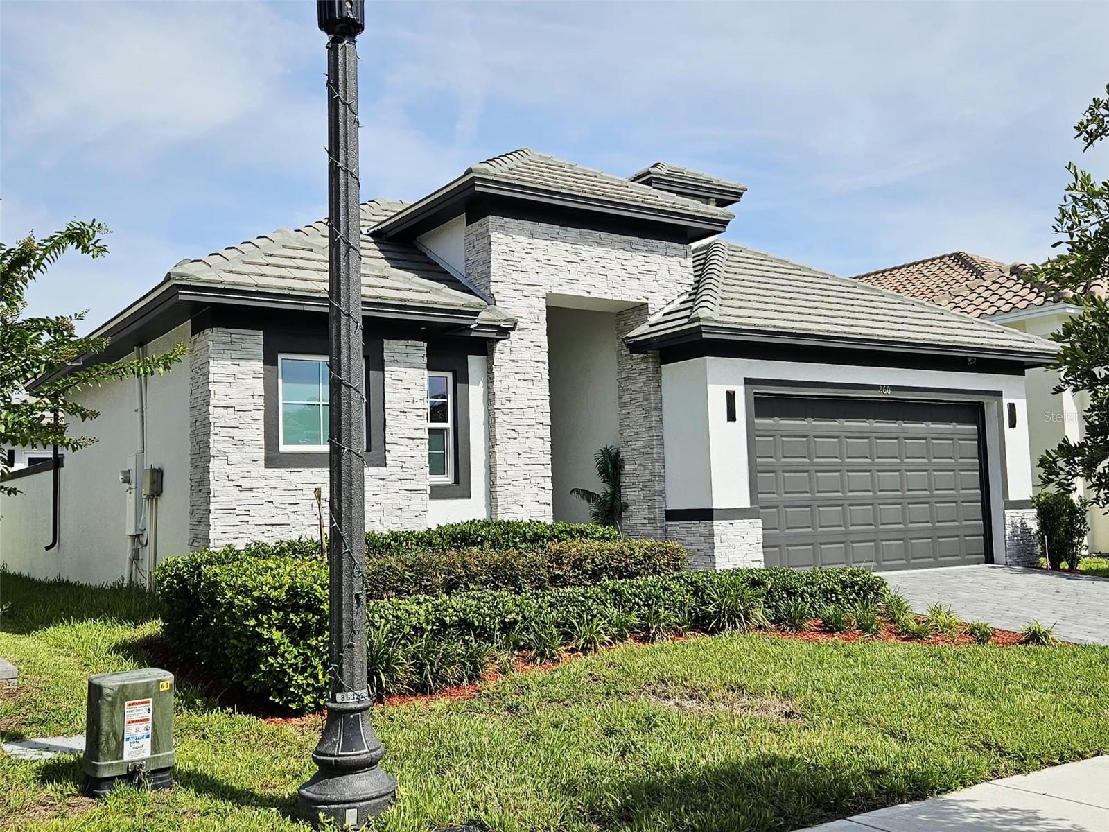 HAMPTON LNDG/PROVIDENCE - Residential Lease