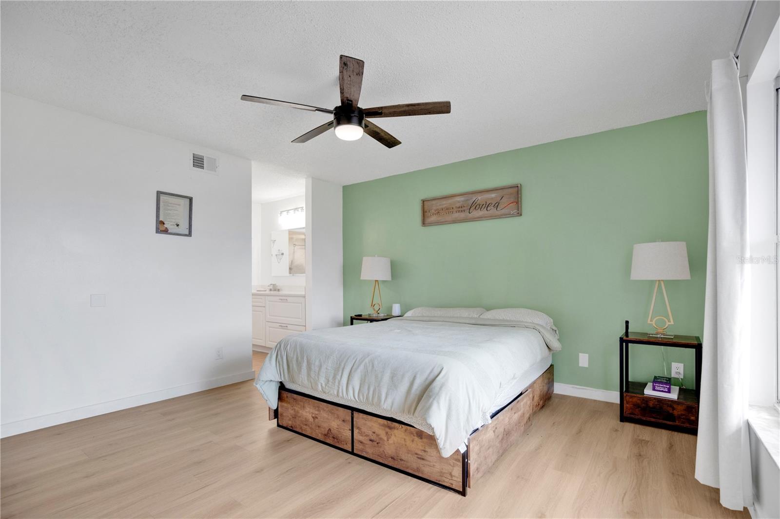 LONG LAKE VILLAS PH 01A - Residential
